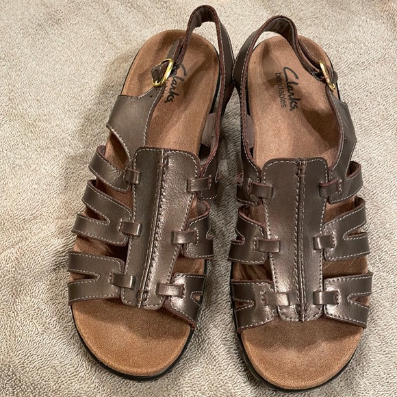 Clarks Shoes Clarks Womens Brown Sandals Like New Condition Size M